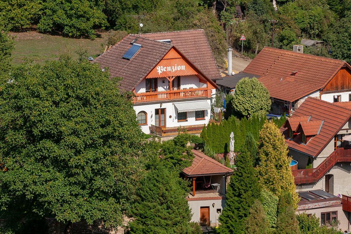 Penzion Na Hradčanech Nové Město nad Metují Exterior foto